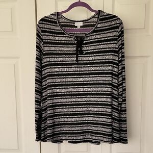 Avenue Womens Size 18/20 Striped Black and White Long Sleeve Top